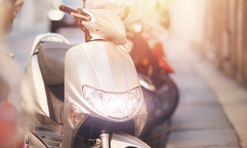 冬天騎電動(dòng)車(chē)剛加速就滅一個(gè)燈？維修工教你高招，電量會(huì)很耐用
